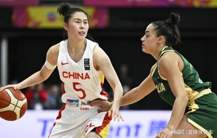 米兰体育中国女篮再遭打击？世界杯还没打就伤一猛将：王牌后卫90度崴脚！