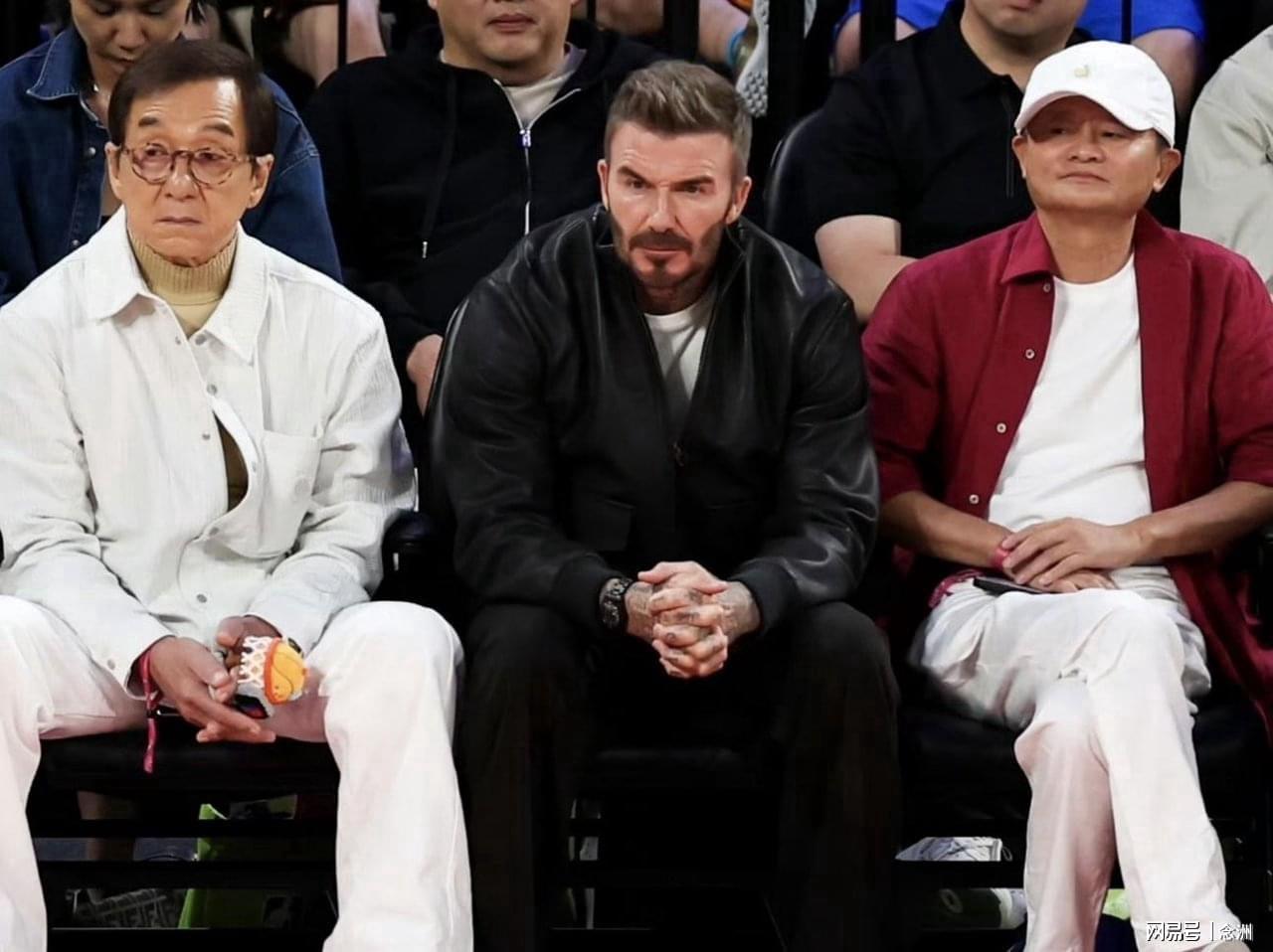 米兰体育62岁马云现身NBA中国赛！猛拍成龙大腿 与贝克汉姆蔡崇信热聊